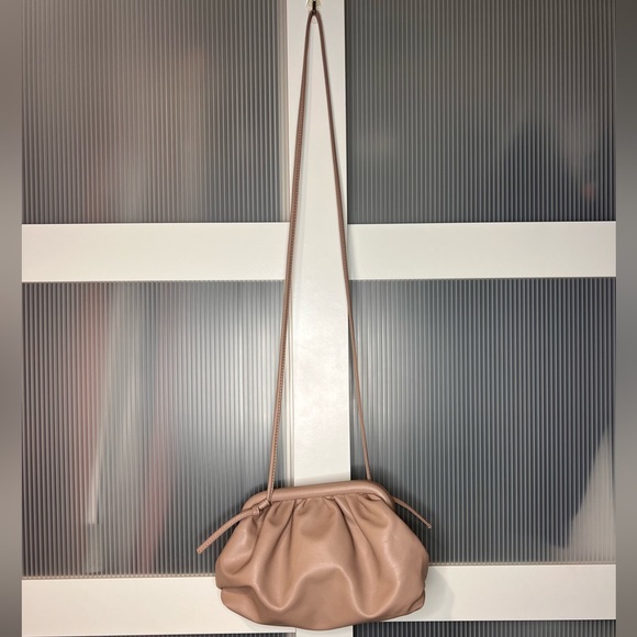 Steve Madden taupe crossbody - Picture 1 of 3